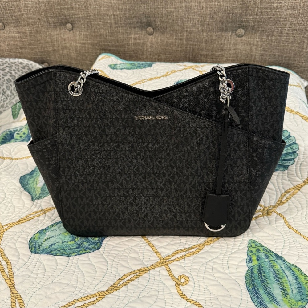 Michael Kors Jet Set large black and silver handbag